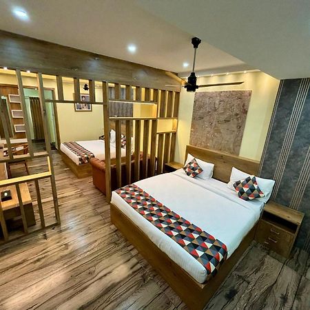 Forest Transit Hotel Coimbatore Bagian luar foto